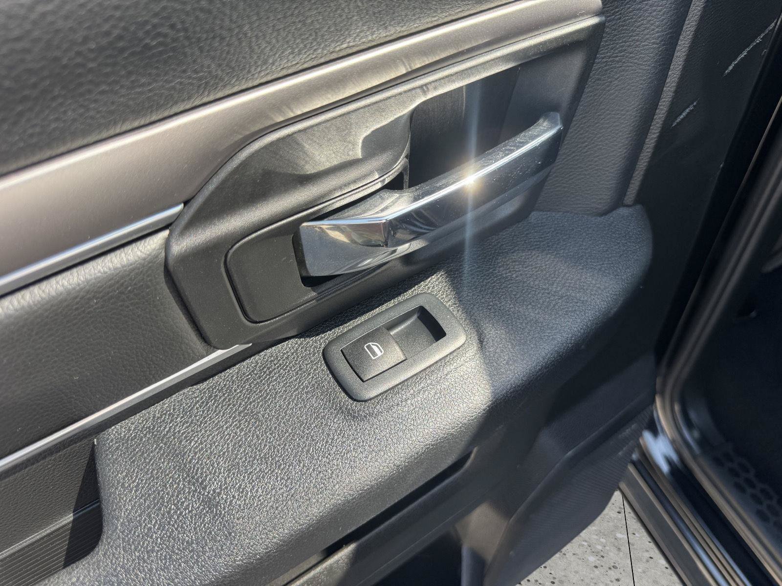 Used 2024 RAM 1500 Warlock RWD image 29