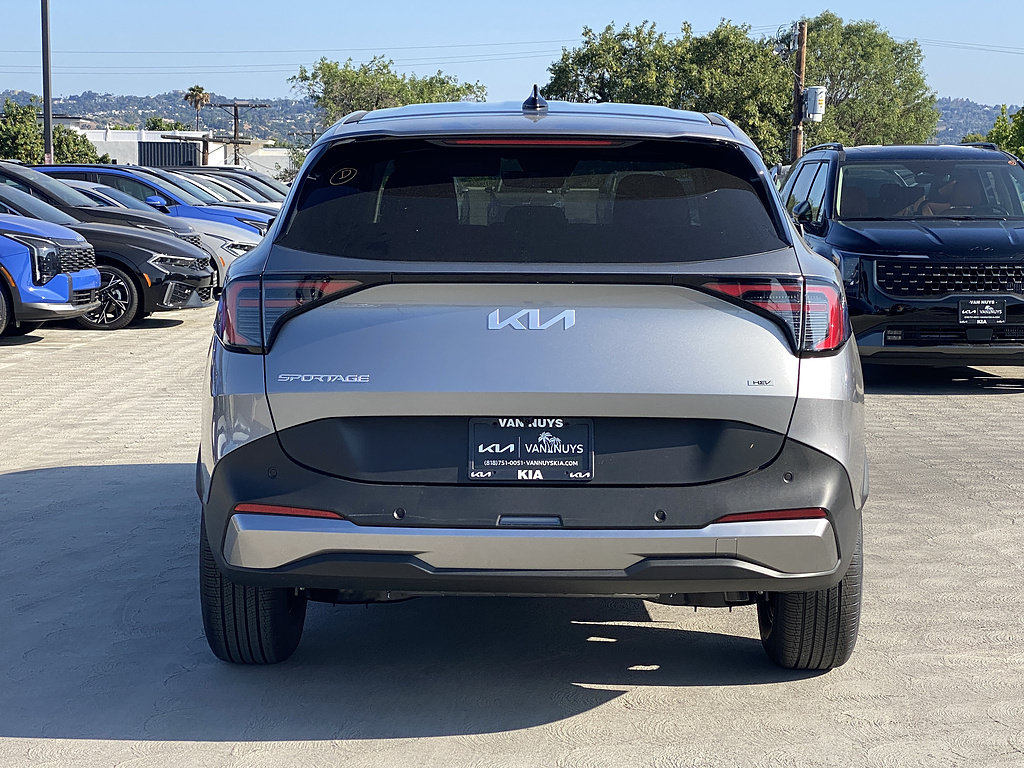 New 2026 Kia Sportage LX FWD image 5