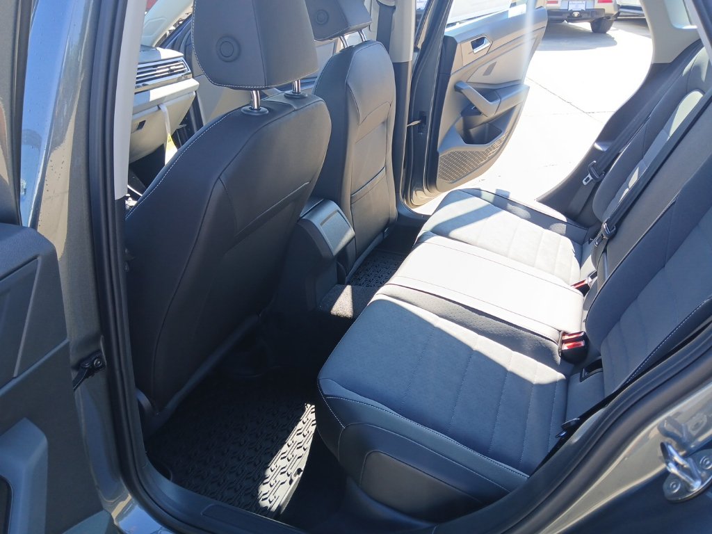 New 2027 Volkswagen Jetta SE FWD image 20