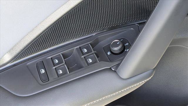 New 2026 Volkswagen Tiguan SE AWD/4WD image 13
