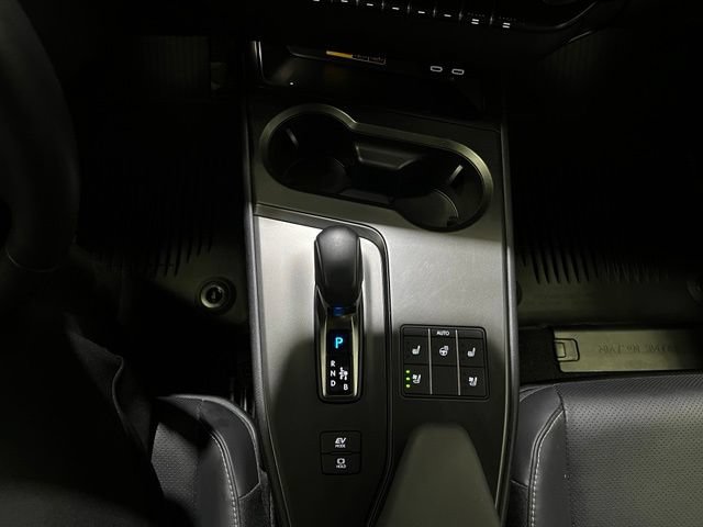 Used 2025 Lexus UX 300h AWD w/ Cold Area Package image 22