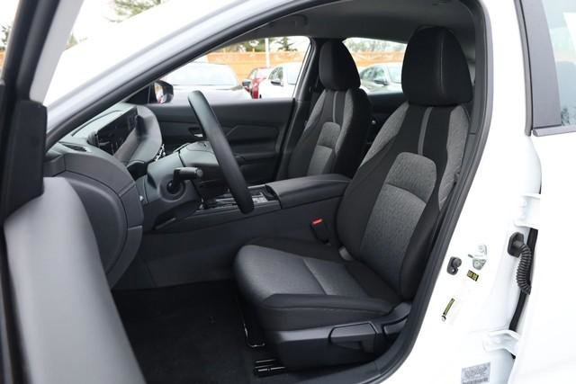 New 2026 Nissan Sentra SV image 8