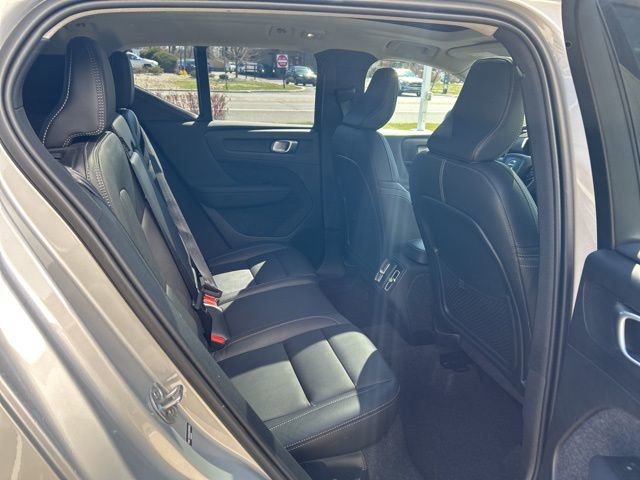 Certified 2025 Volvo XC40 B5 Plus image 13