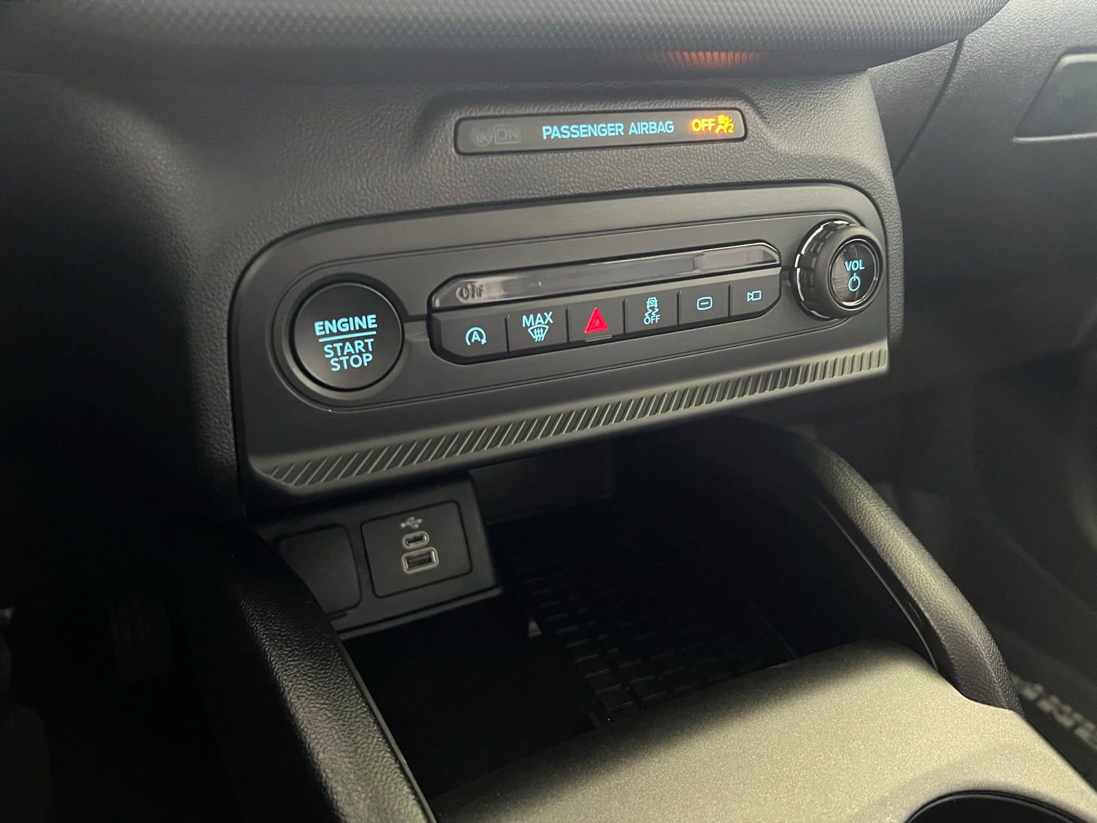 Used 2025 Ford Bronco Sport Big Bend w/ Black Appearance Package image 14