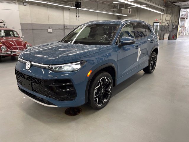 New 2026 Volkswagen Tiguan SEL R-Line