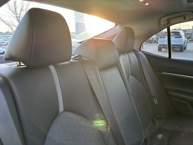 Used 2018 Toyota Camry XSE image 26