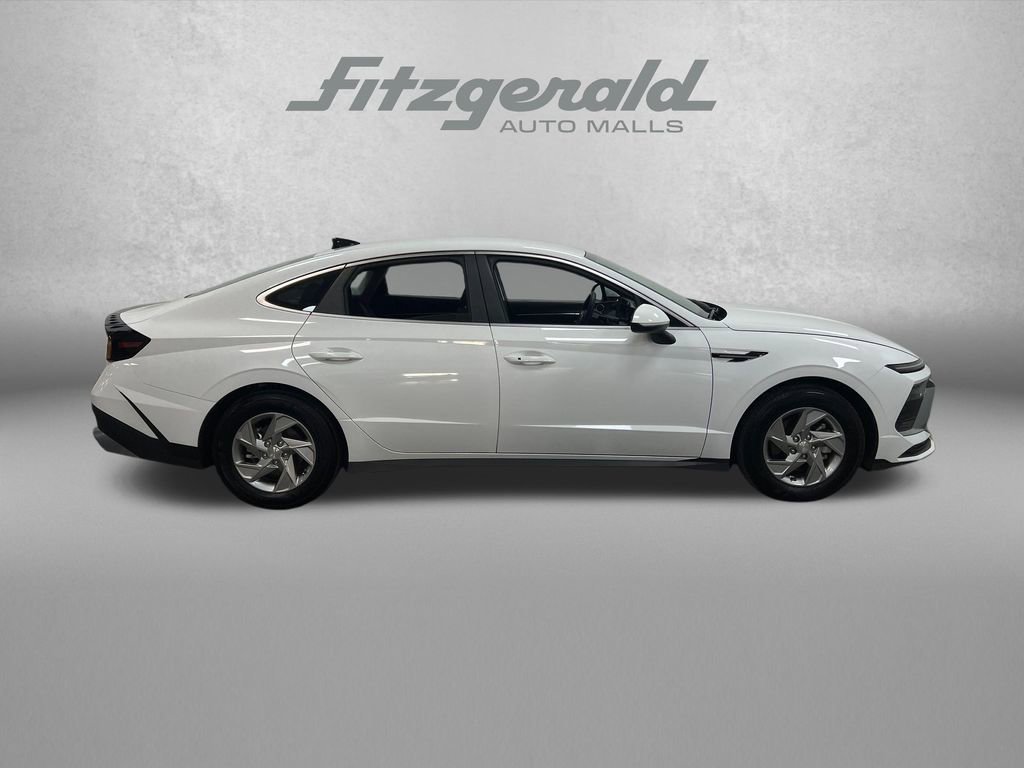 Used 2025 Hyundai Sonata SE FWD image 7