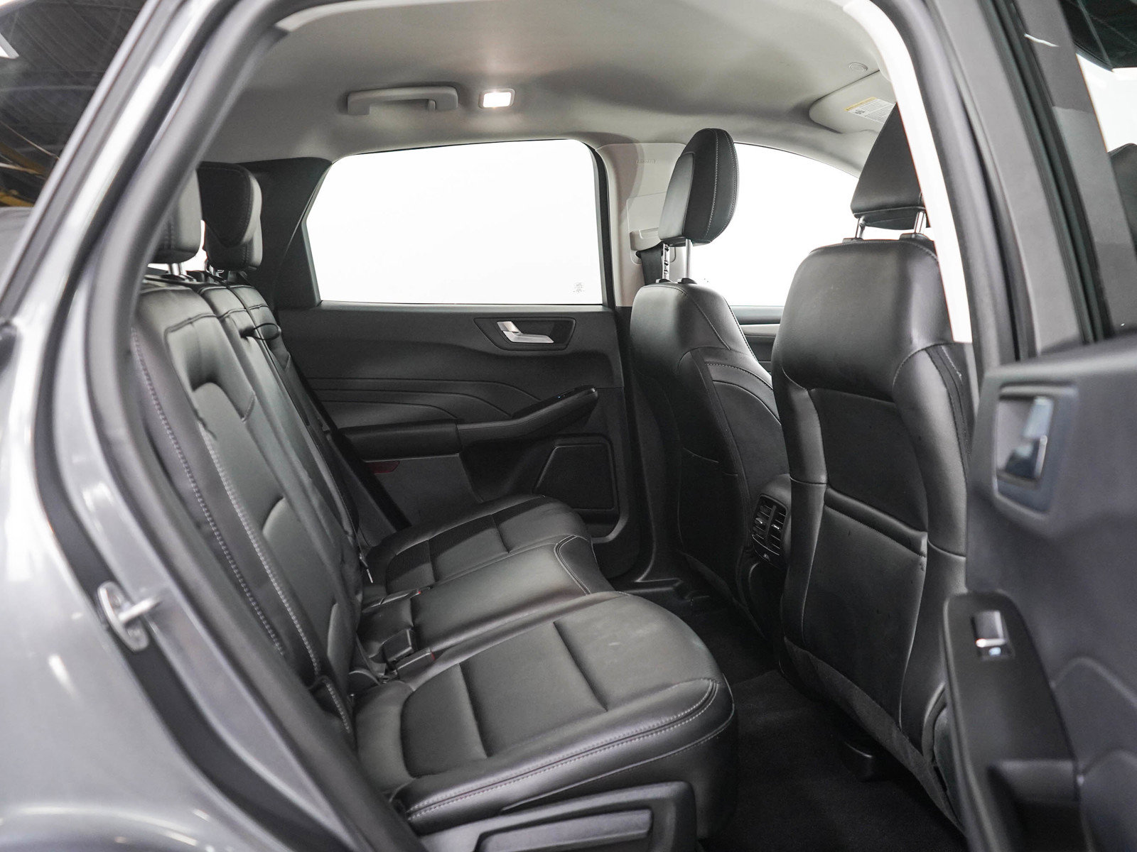 Used 2022 Ford Escape SEL AWD/4WD image 12