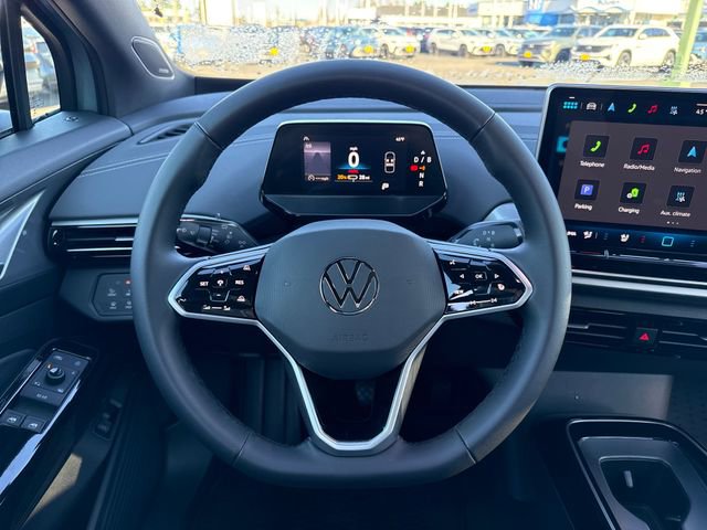 New 2025 Volkswagen ID.4 Pro S Plus image 17