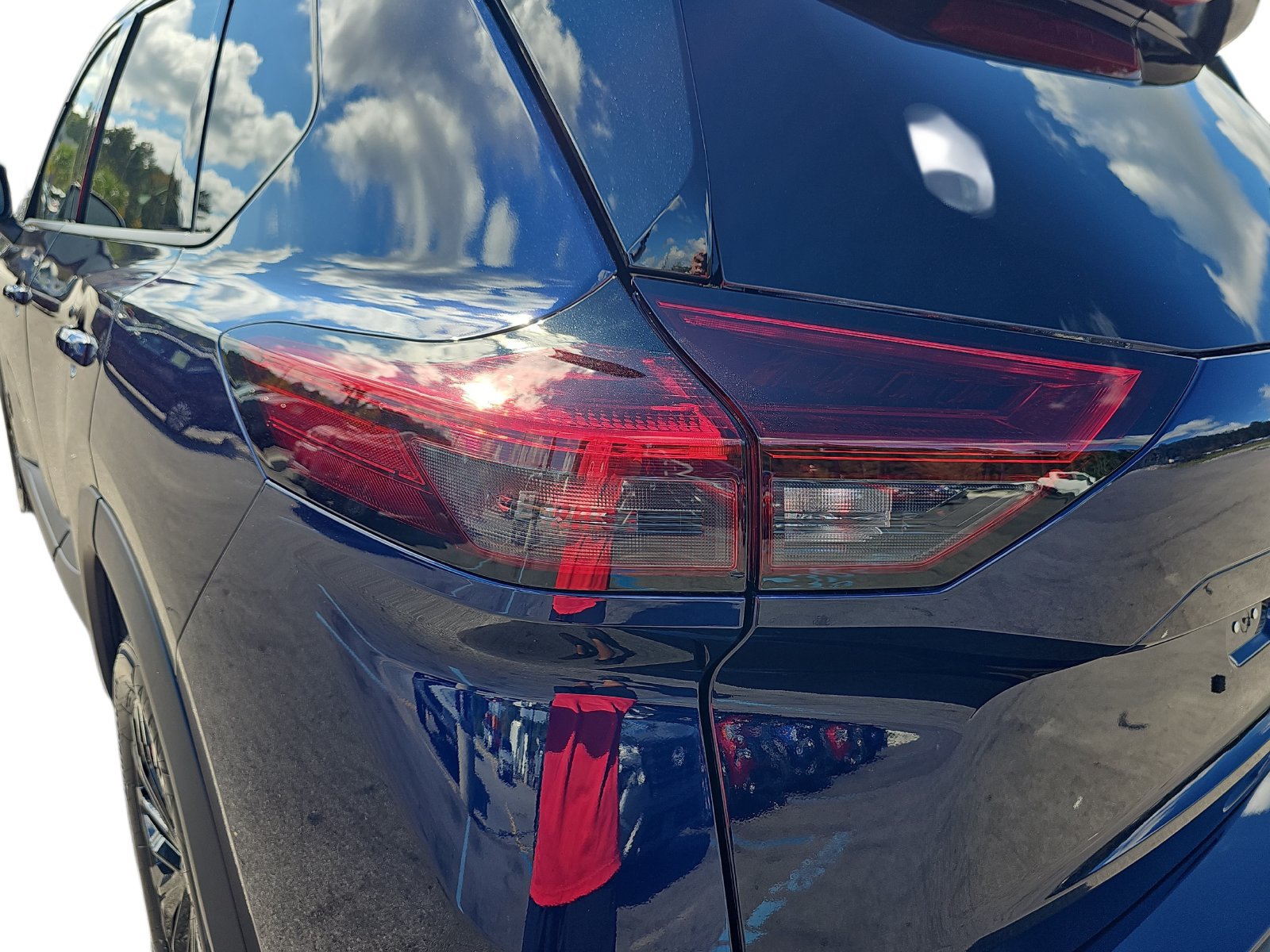 New 2027 Nissan Rogue Dark Armor FWD image 35