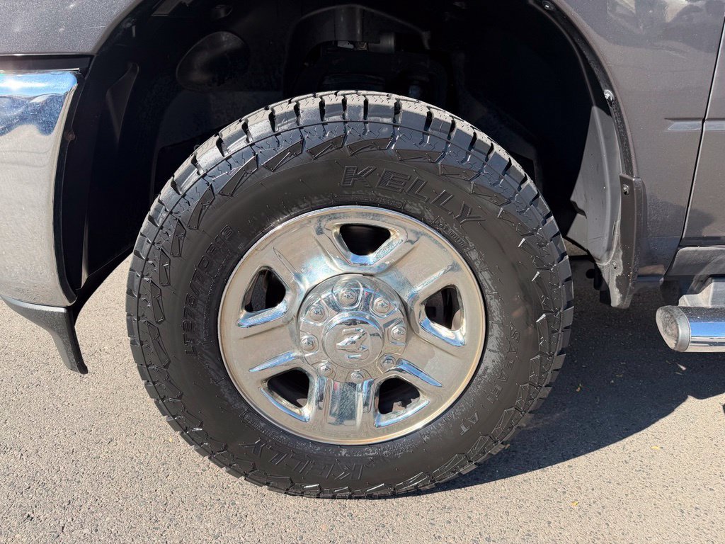 Used 2020 RAM 3500 Tradesman AWD/4WD image 10