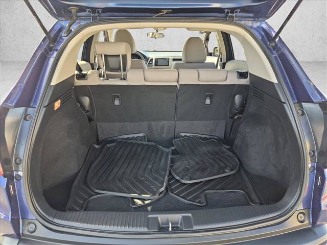Used 2017 Honda HR-V EX image 6