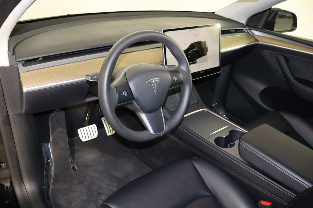 Used 2023 Tesla Model Y Performance image 19