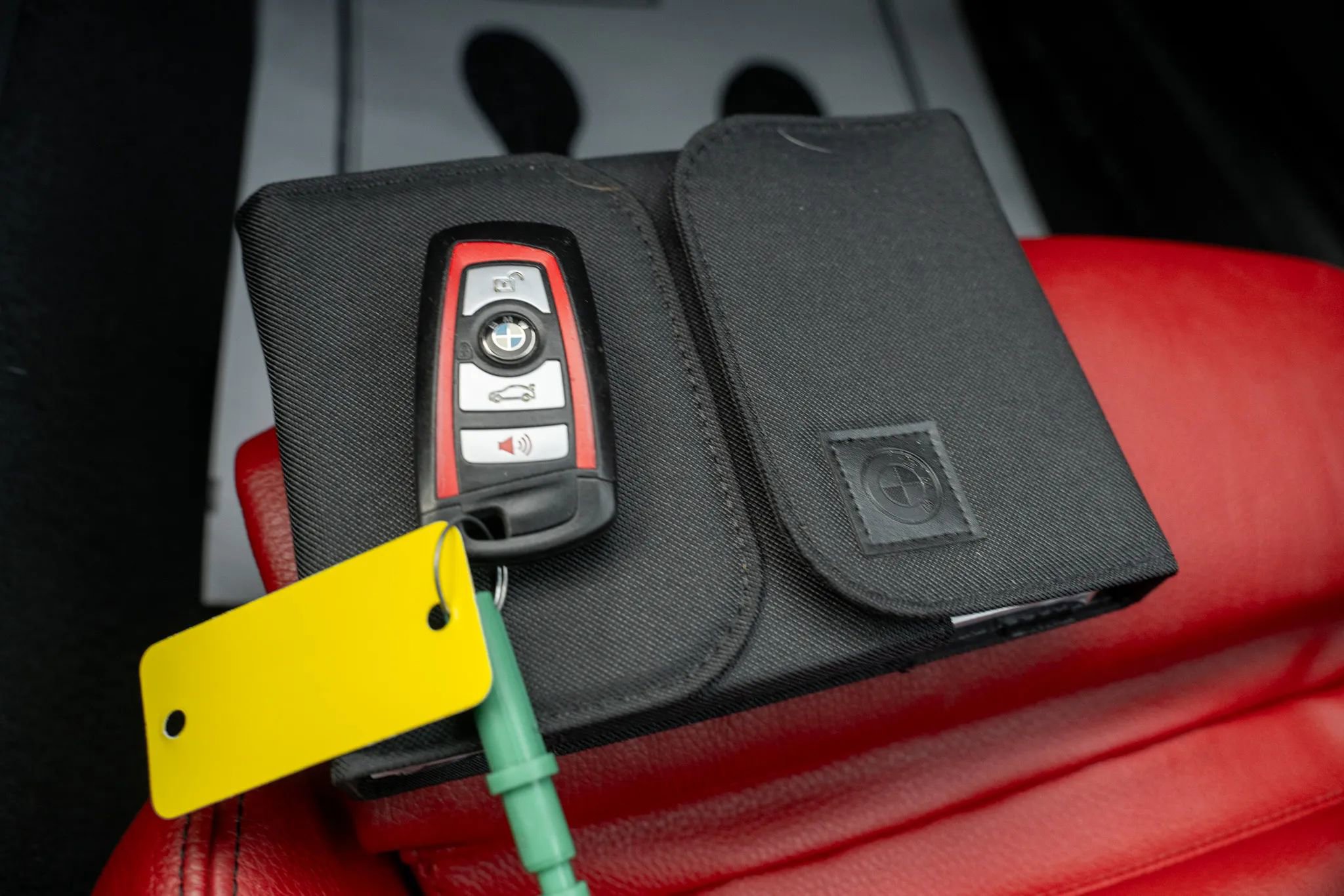 Used 2020 BMW 230i xDrive Convertible w/ Premium Package image 32