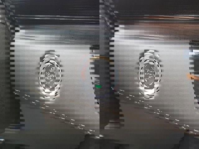 Certified 2024 Cadillac Escalade ESV Premium Luxury Platinum image 23