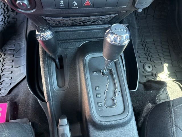 Used 2018 Jeep Wrangler Sport AWD/4WD image 24