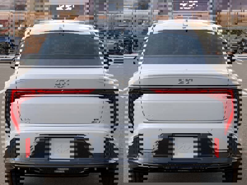 New 2025 Kia K4 GT-Line Turbo image 13