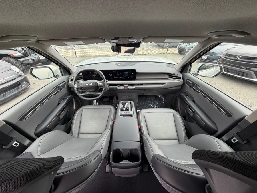 Used 2024 Kia EV9 Light Long Range image 23