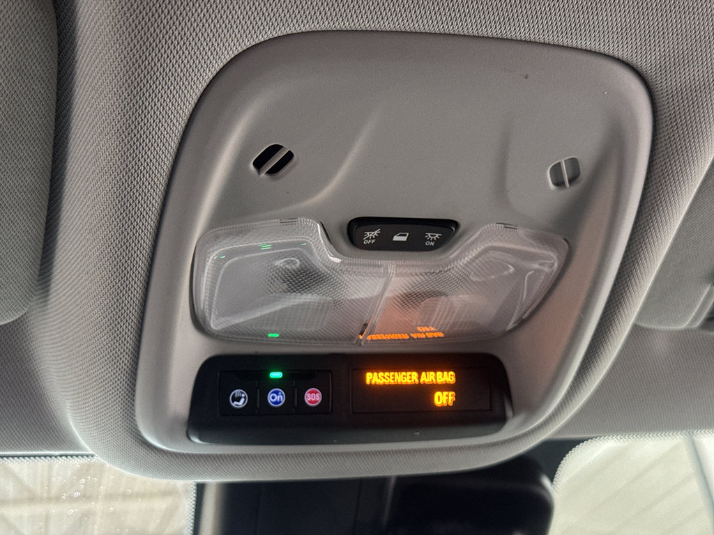 Used 2025 Chevrolet TrailBlazer LT AWD/4WD image 33