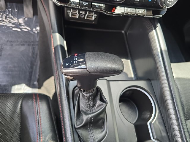 Used 2024 Dodge Durango GT RWD image 24