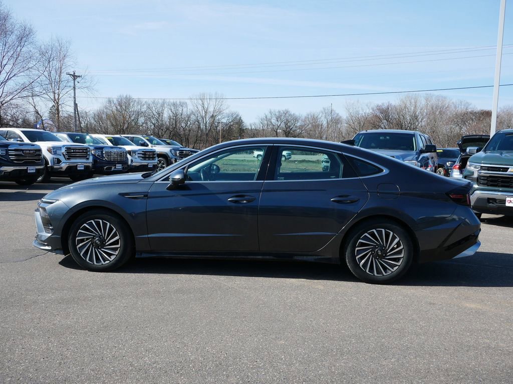 Used 2025 Hyundai Sonata SEL image 4