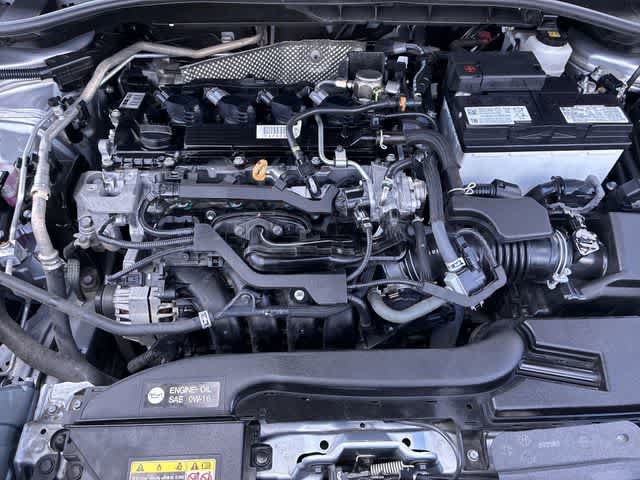 Used 2023 Toyota Corolla Cross XLE FWD image 15