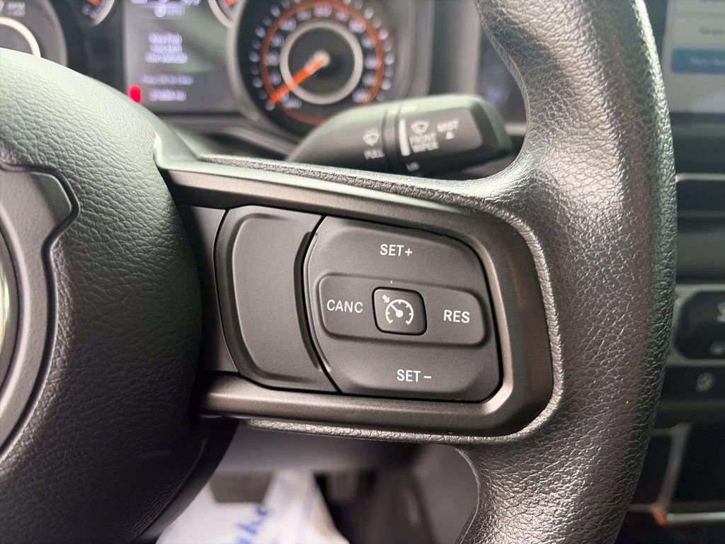 Used 2024 Jeep Gladiator Sport AWD/4WD image 20