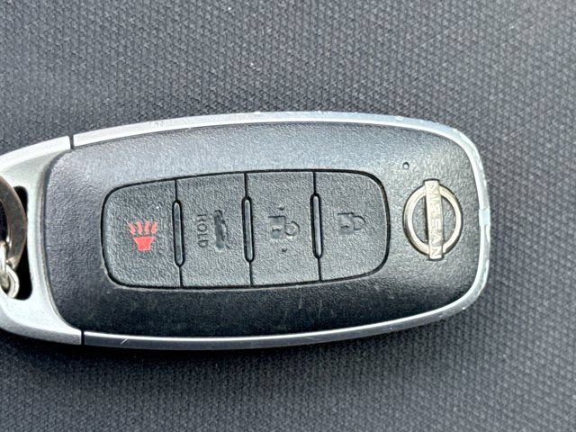 Used 2024 Nissan Sentra SV FWD image 29