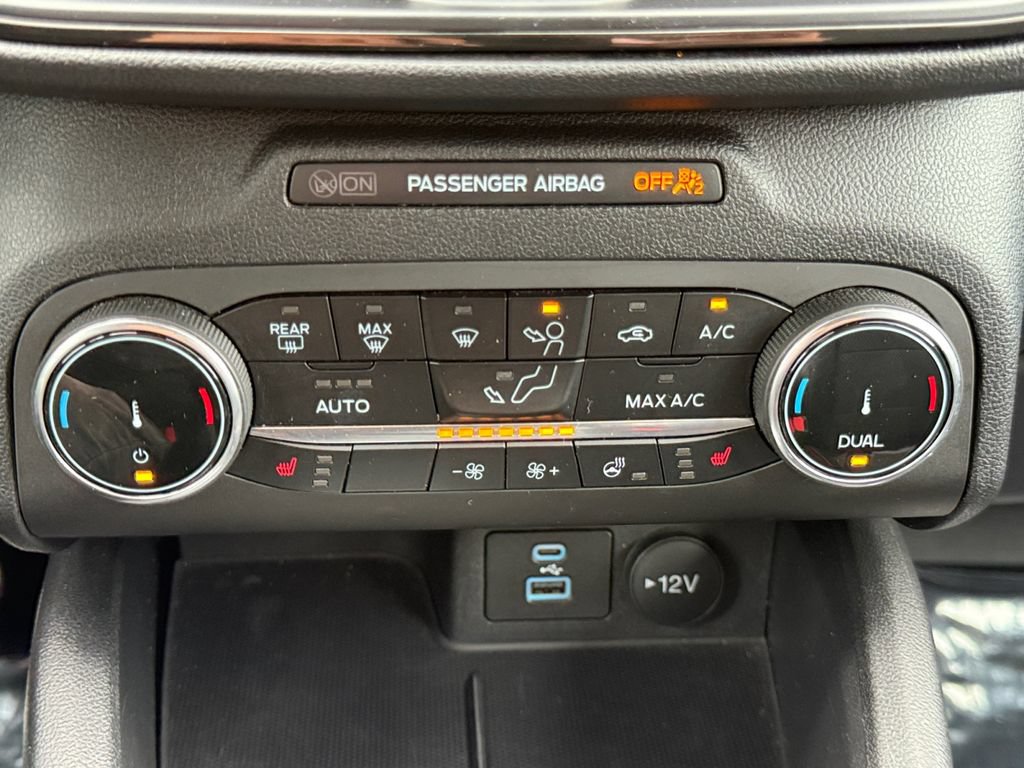 Used 2023 Ford Escape ST-Line AWD/4WD image 16