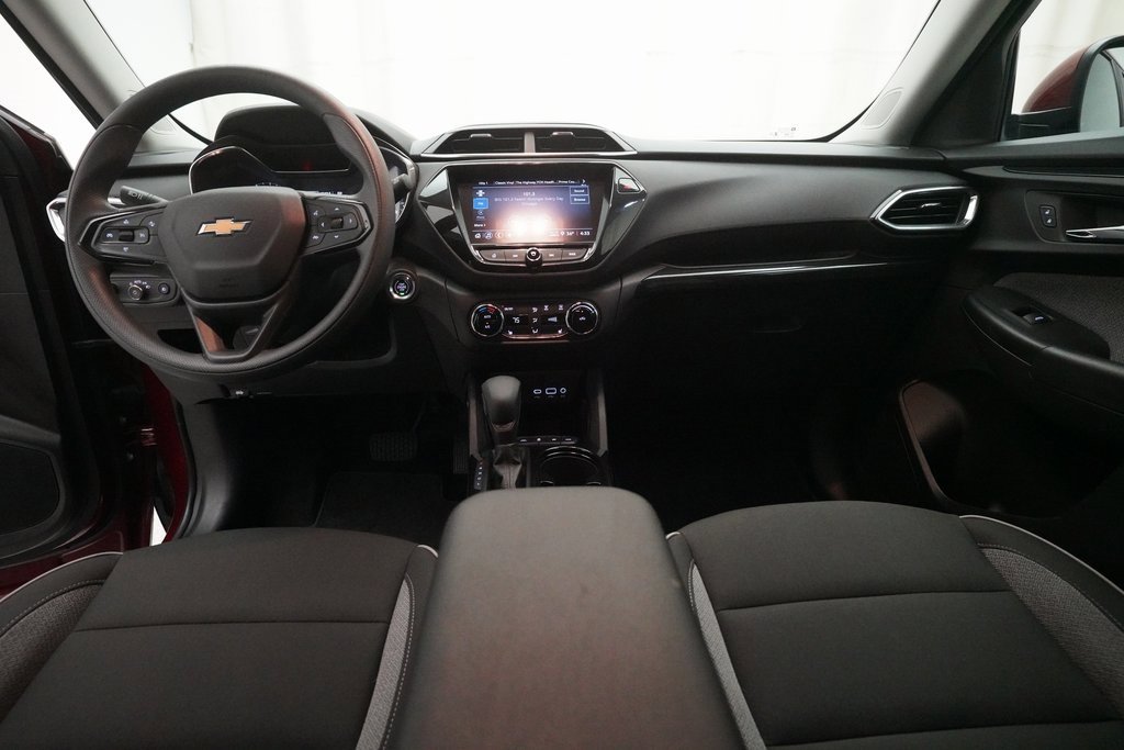 Certified 2023 Chevrolet TrailBlazer LT w/ Convenience Package image 5