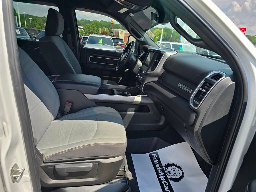 Used 2024 RAM 2500 Big Horn w/ Heated Seats & Wheel Group AWD/4WD image 12