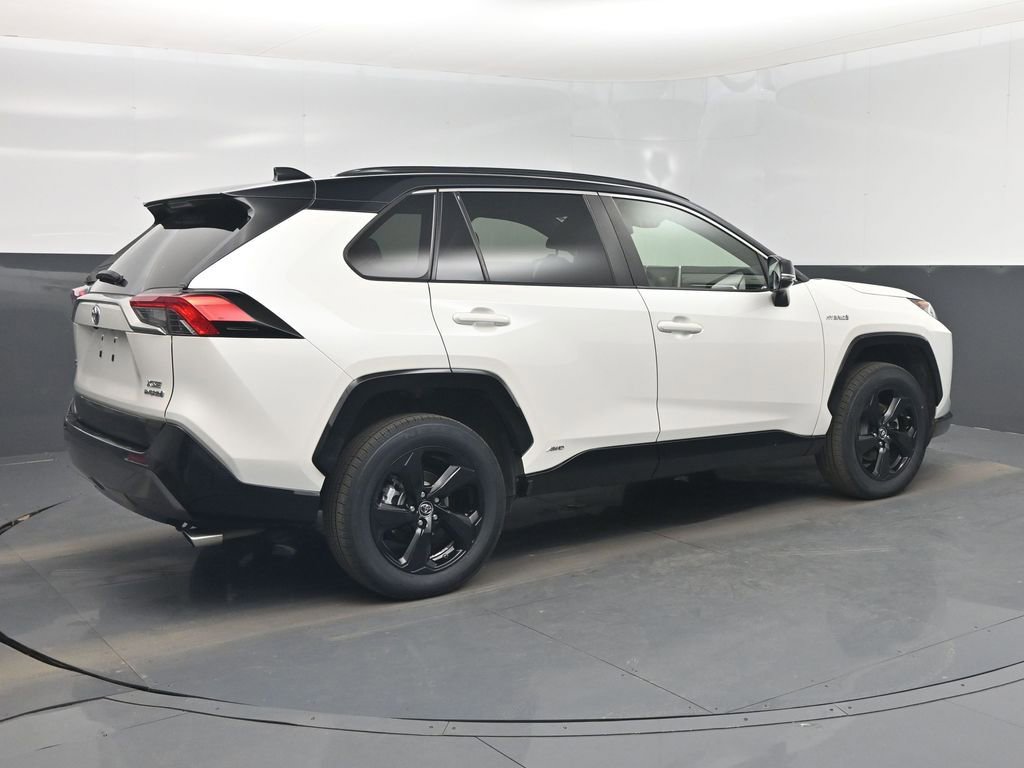 Used 2019 Toyota RAV4 XSE w/ XSE Weather Package image 3