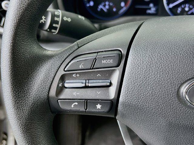 Used 2023 Hyundai Kona SEL AWD/4WD image 13