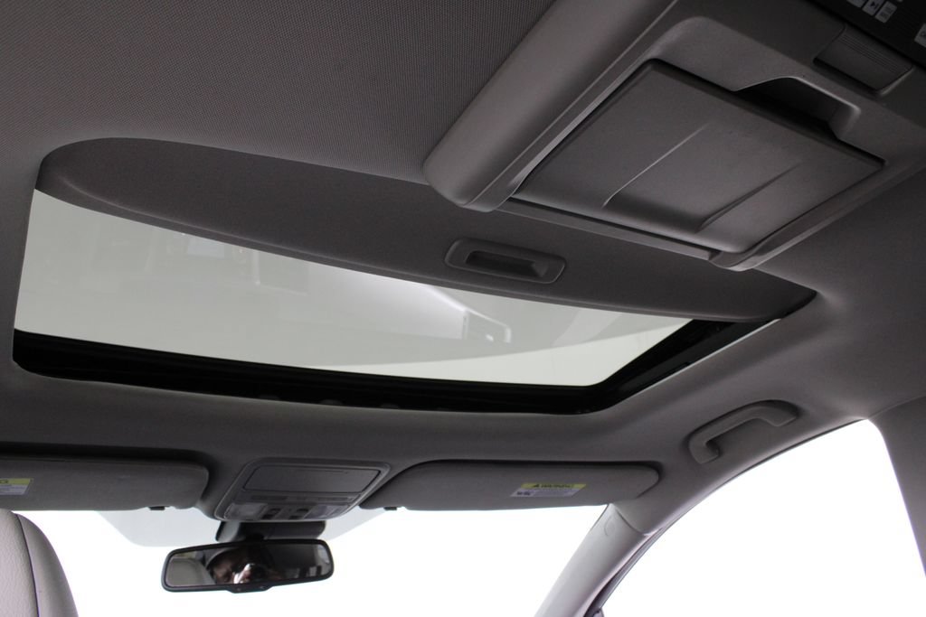 Used 2016 Honda Odyssey EX-L image 23