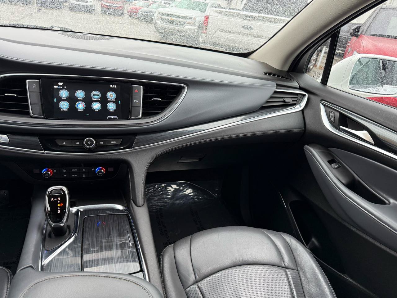 Used 2018 Buick Enclave Essence FWD image 26