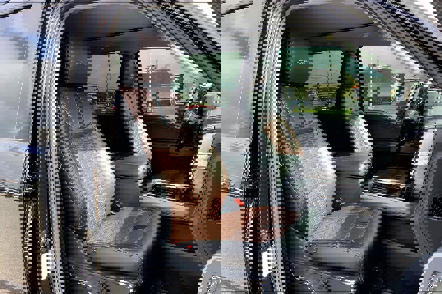 Used 2024 Ford F250 Lariat w/ Lariat Ultimate Package image 8