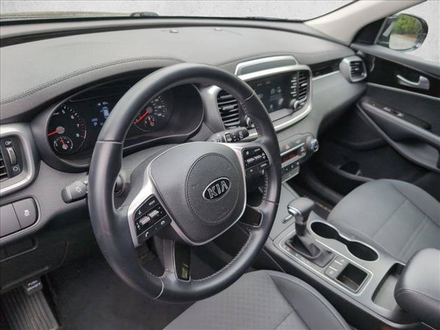 Used 2020 Kia Sorento S FWD image 9