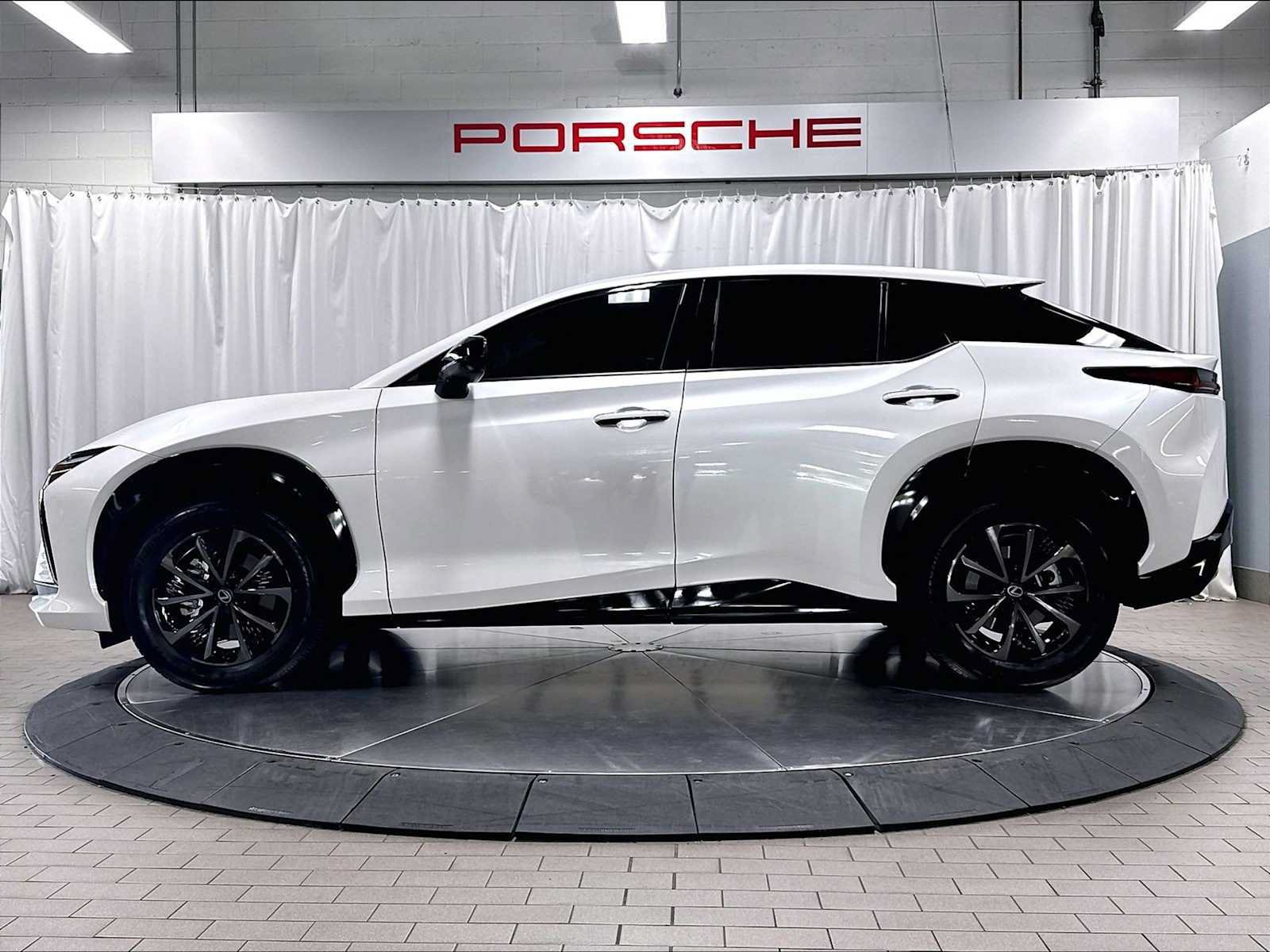 Used 2026 Lexus RZ 350e 2WD w/ Accessory Package (Z1) image 2
