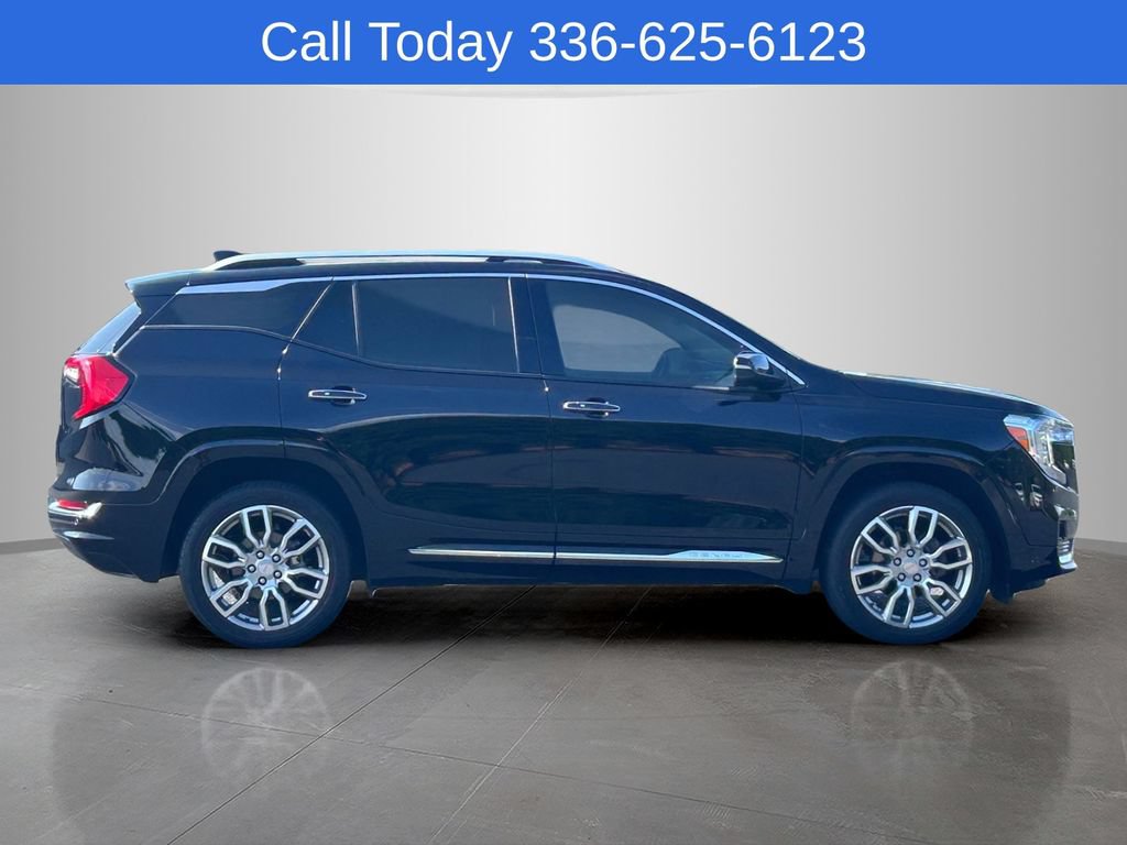 Used 2023 GMC Terrain Denali w/ LPO, 'HIT The Road' Package AWD/4WD image 6