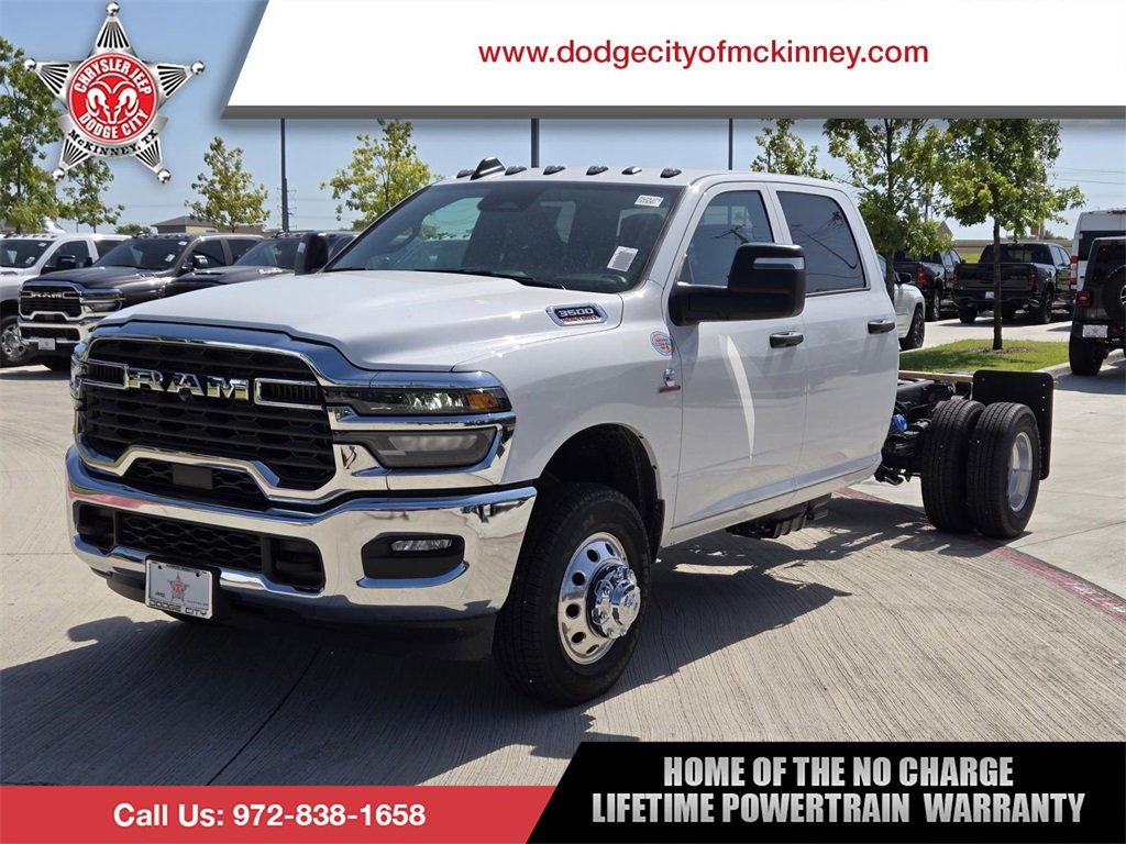 New 2025 RAM 3500 Tradesman w/ Chrome Appearance Group