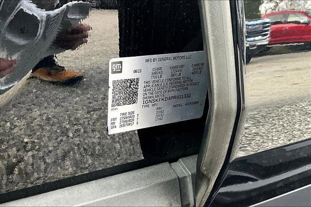 Used 2023 Chevrolet Suburban Premier image 19