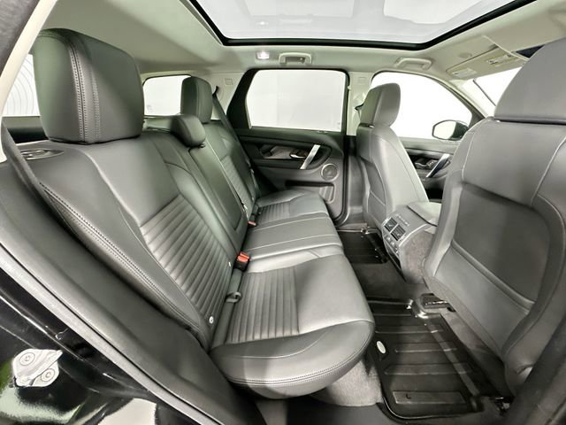 Used 2024 Land Rover Discovery Sport S image 29