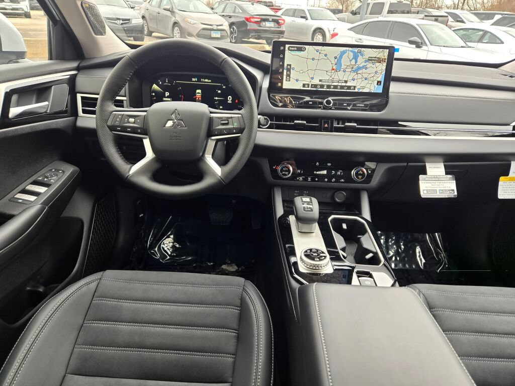 New 2026 Mitsubishi Outlander SE AWD/4WD image 14