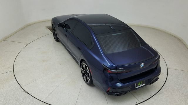 Used 2023 BMW 760i xDrive AWD/4WD image 81