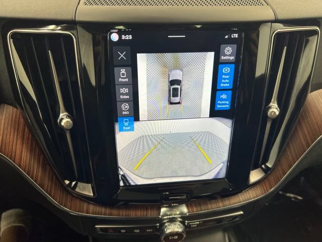 Used 2024 Volvo XC60 B5 Plus w/ Climate Package AWD/4WD image 18