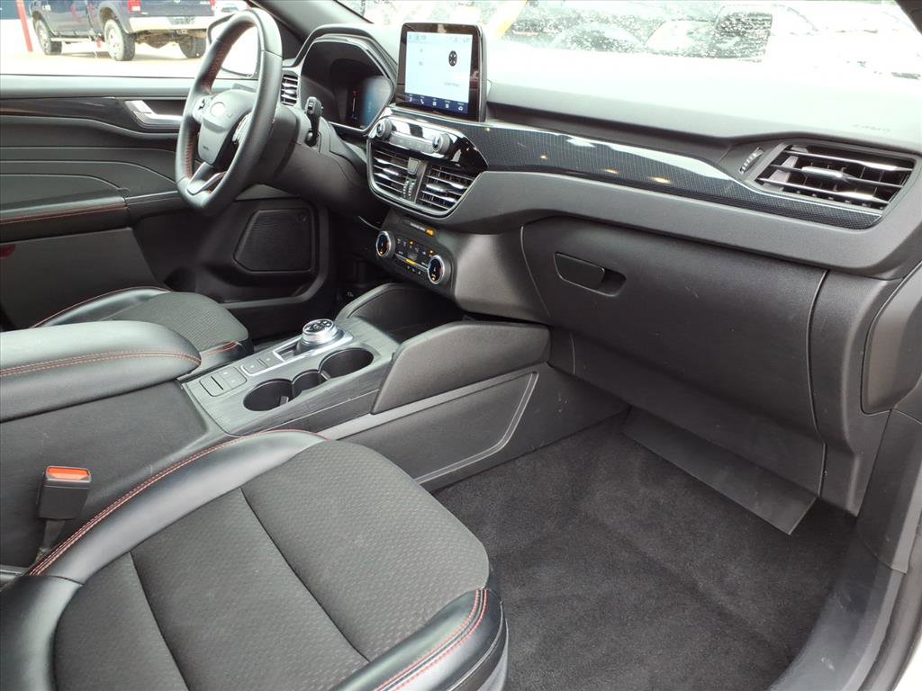 Used 2024 Ford Escape ST-Line image 18