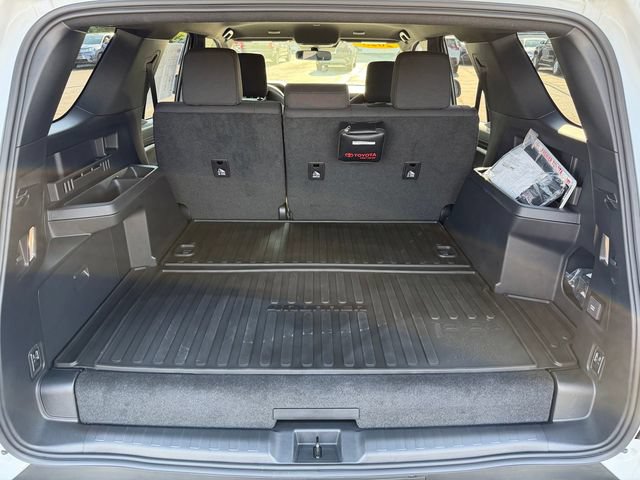 Certified 2025 Toyota 4Runner TRD Off-Road AWD/4WD image 16