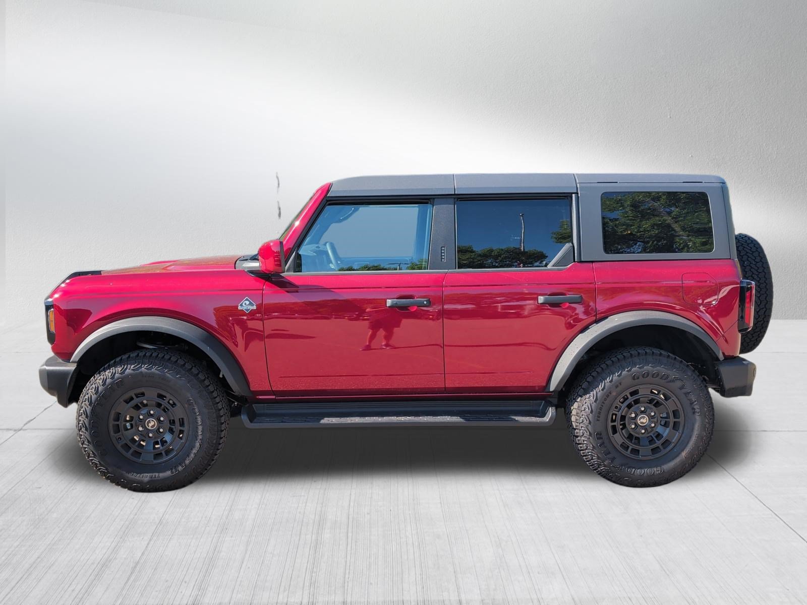 Used 2026 Ford Bronco Outer Banks w/ Sasquatch Package AWD/4WD image 4