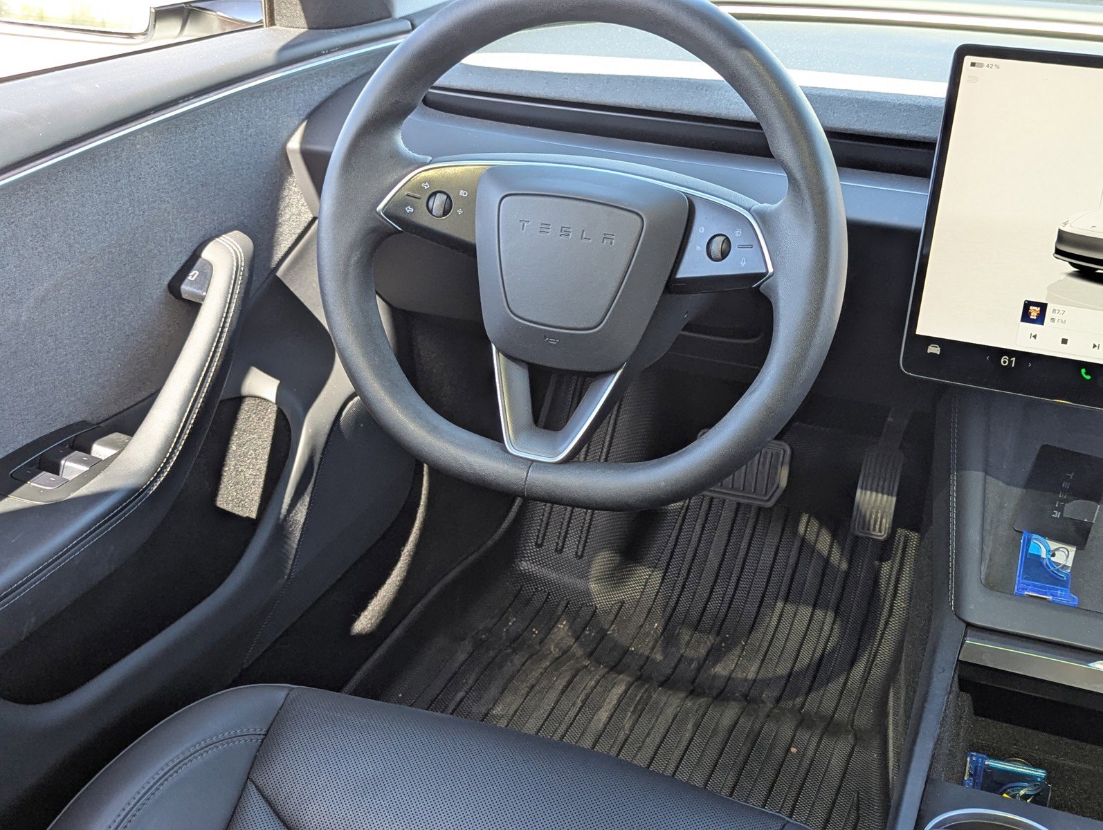 Used 2024 Tesla Model 3 Standard Range image 16