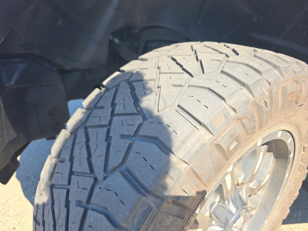 Used 2019 RAM 1500 Laramie AWD/4WD image 38